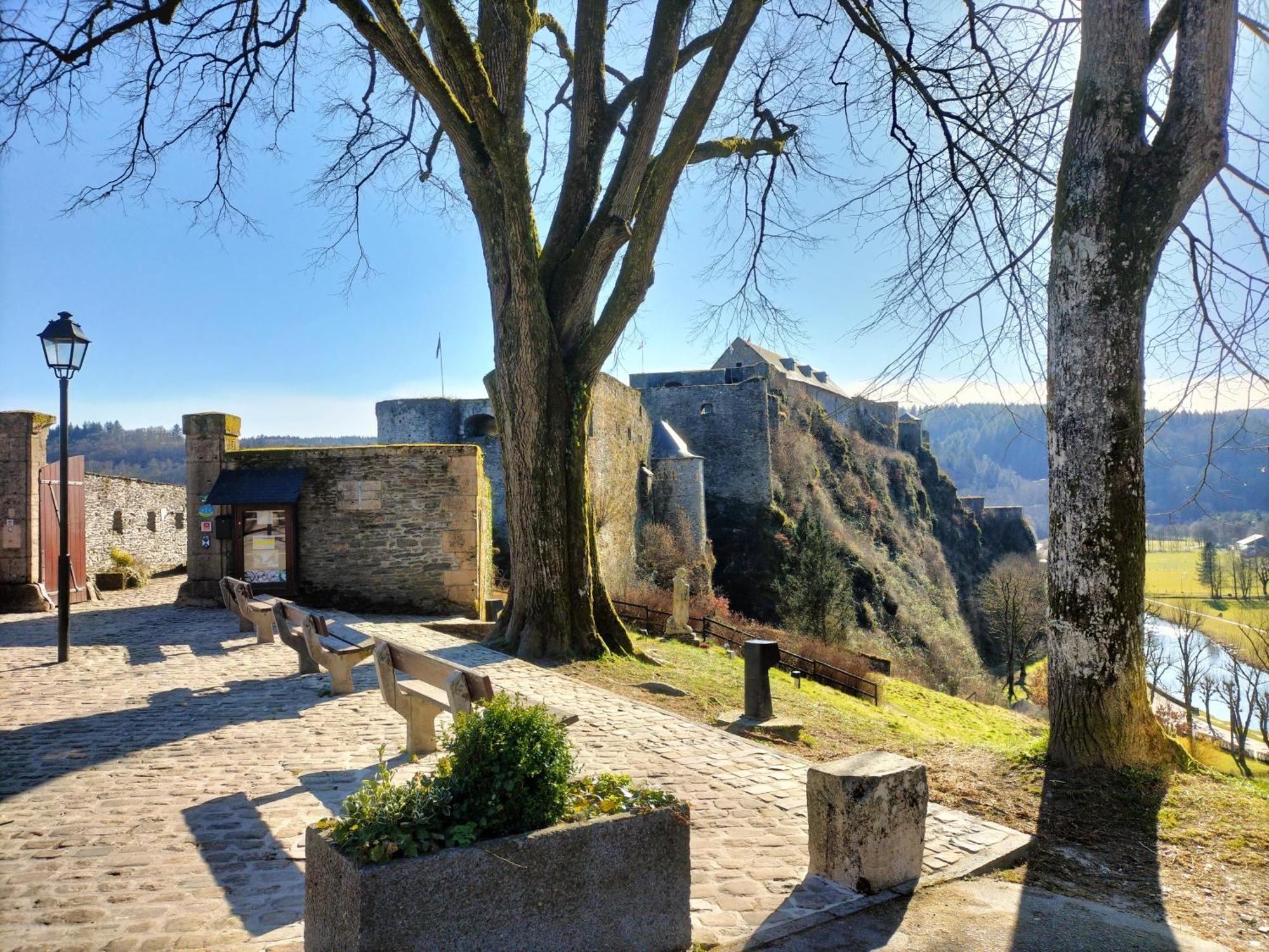 L'Alcove De Ide Hotell Bouillon Exteriör bild